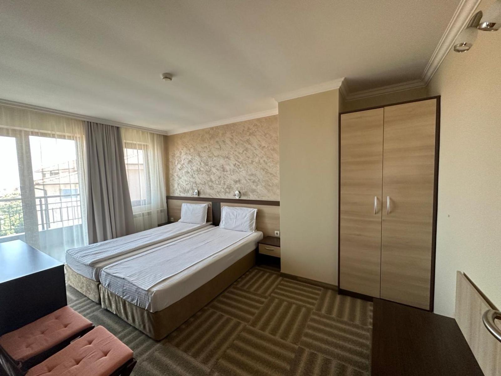 Family Hotel Radiana Созопол Екстериор снимка