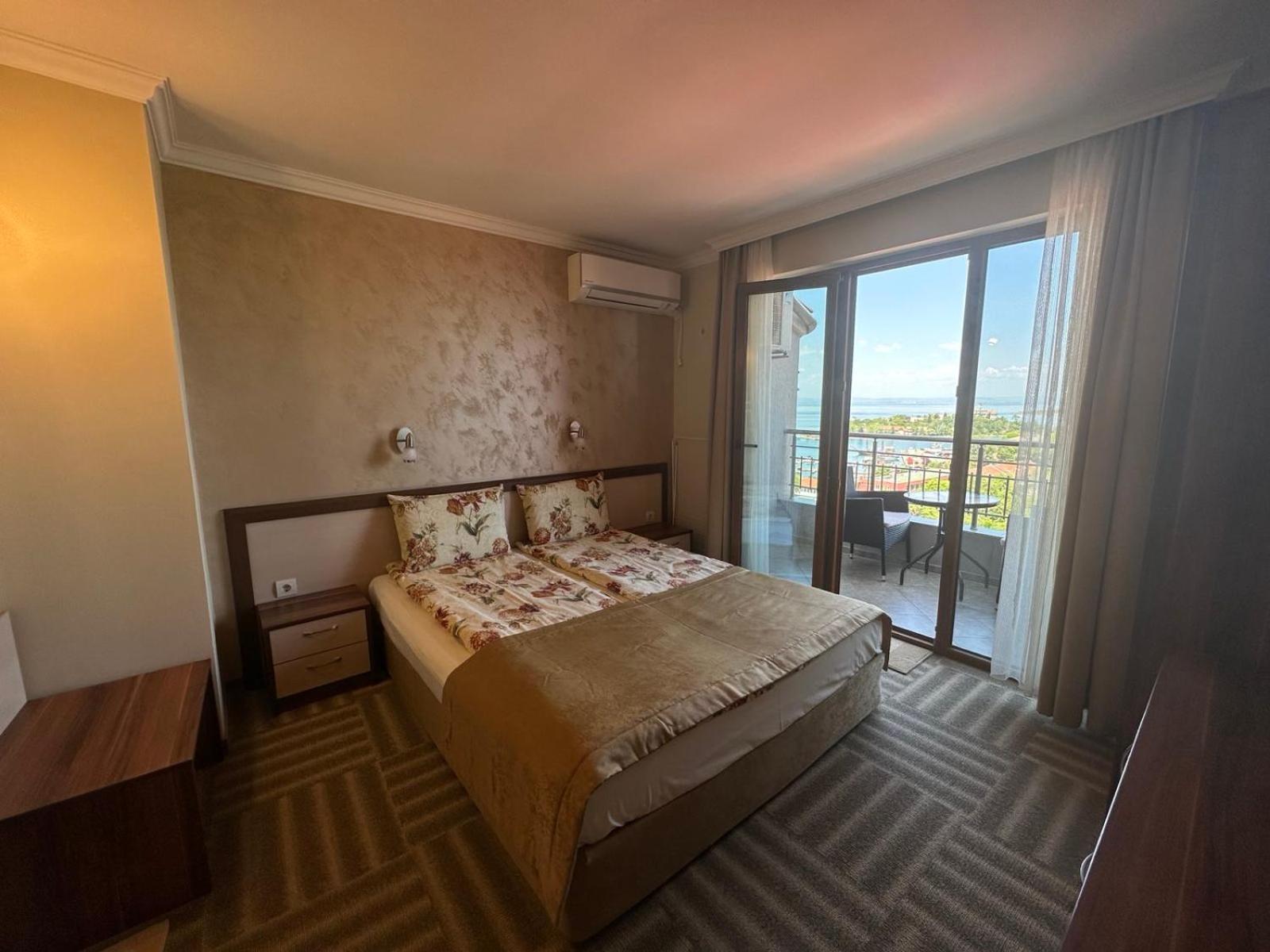 Family Hotel Radiana Созопол Екстериор снимка